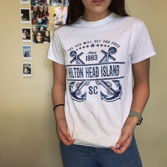 Graphic tee - Picture 2 of 3